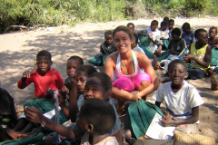 ONGSIM 082004 | Escola Primária de Sitone | voluntária Diana Abecassis