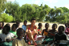 ONGSIM 082004 | Escola Primária de Sitone | voluntária Joana Linhares