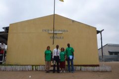 ONGDSIM 102011 |  Carmo Jardim com os bolseiros na Escola Secundária de Vilankulo