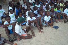 ONGSIM-2015 | Oferta do lanche para as crianças